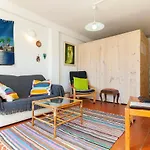 B12 - Pool And Sun Apartment