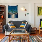 B12 - Pool And Sun Apartment