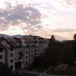 Mila - A Stylish Apartment Near Sarajevo Airport