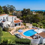 Villa Tara, Heated Private Pool, Short Walk To To Town & Beach