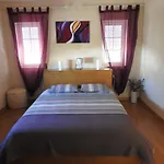 Madressilva House