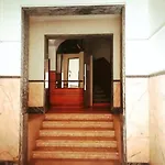 Sweet Suites Guesthouse Close To Famous Avenue Liberty