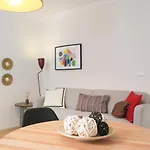 Historic Alfama Apt With Modern Style