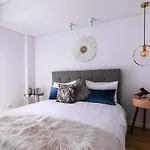Kerala 49, Deluxe Flat In Historic Center