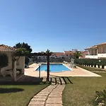 Oura Beach T1 Apartment Coral , Close To The Strip, Swimming Pool, Wi Fi, A/C