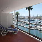 Lagos Marina - Exclusive Apartment With A Balcony