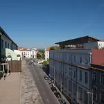 The Cathedral'S Terrace