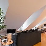Iconic & Elegant Design 2 Bedroom Apt By Fs