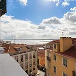 Alfama Charming Apartment With Amazing River View And Terrace