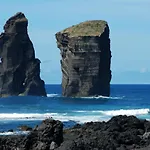 Moradia T3 Nas Sete Cidades, Casa Inteira, Muito Acolhedora