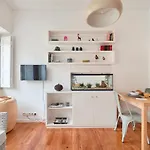 Sunny Renovated Apt With Ac, By Timecooler