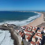 Surf And Stones Apartment