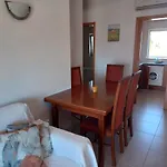 Solario De Sao Jose 1 Bed Apt With Seaview, South Facing Balcony, Pool, Sauna, Bbq, Gym