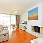 A65 - Marina Moor Apartment In Lagos