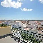 Oliveira, Apartamento Para Férias com Piscina e Garagem em Santa Luzia, Tavira