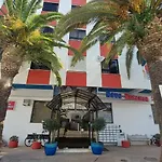 Armacao De Pera Lovely Flat 1 Min From The Beach