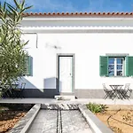 Bmyguest - Cascais Beach Villa I