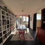 Gracious Apartment In Condo With Pool, Cascais