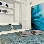 Aqua Beach Apartment