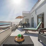 Costa Beach Apartment By The Portuguese Butler