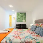 Central Apartamento 0 Ac Metro Nearby