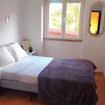 Lisbon Penha Apart