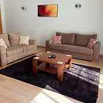 Luxurious 2 Bedroom Marina Village Apartment