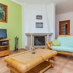 P - Meia-Praia Seaview Guesthouse