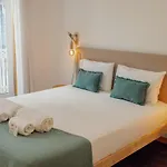 Aliados Suites By Homing