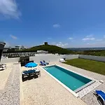 Luxury Villas With Heated Pool & Panoramic Ocean & Valley Views