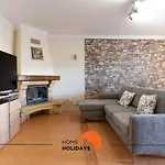 #039 Family With Private Pool And Ac