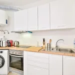 Apartment Letra By Moje Holiday