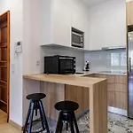 1Br Retreat In Prime Location By Lovelystay