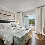 Luxury Apartment With Communal Pool And Terrace