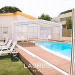 Laurus Hotel