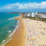 O Mar,O Sol,A Tranquilidade E A Segurança De Um Lugar