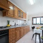 Sunny Cozy Flat W/ Terrace - Sao Joao