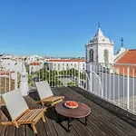 Unique Central Townhouse, Close To The Beach