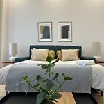 Luxuoso Quarto Com Varanda Em Lisboa