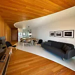Feel The Ocean Design Apartment