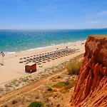 Vilamoura Marina, Av Tivoli