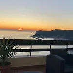 Apartment With A Stunning View Over Sesimbra