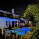 Casa Pausa Sesimbra Holiday Home