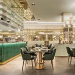 The Emerald House Lisbon - Curio Collection By Hilton