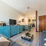 Guestready - Woodwork Apartment