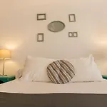 Guestready - Centenary Oporto Cosy - Room 2