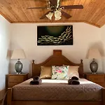 Vistalinda Cabins