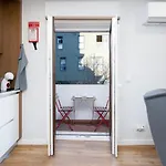 Guestready - Stylish Apt W Private Balcony In Gaia