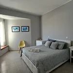 See The Sea In Praia Da Rocha