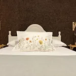 O Violas - Art Coffee & Guesthouse